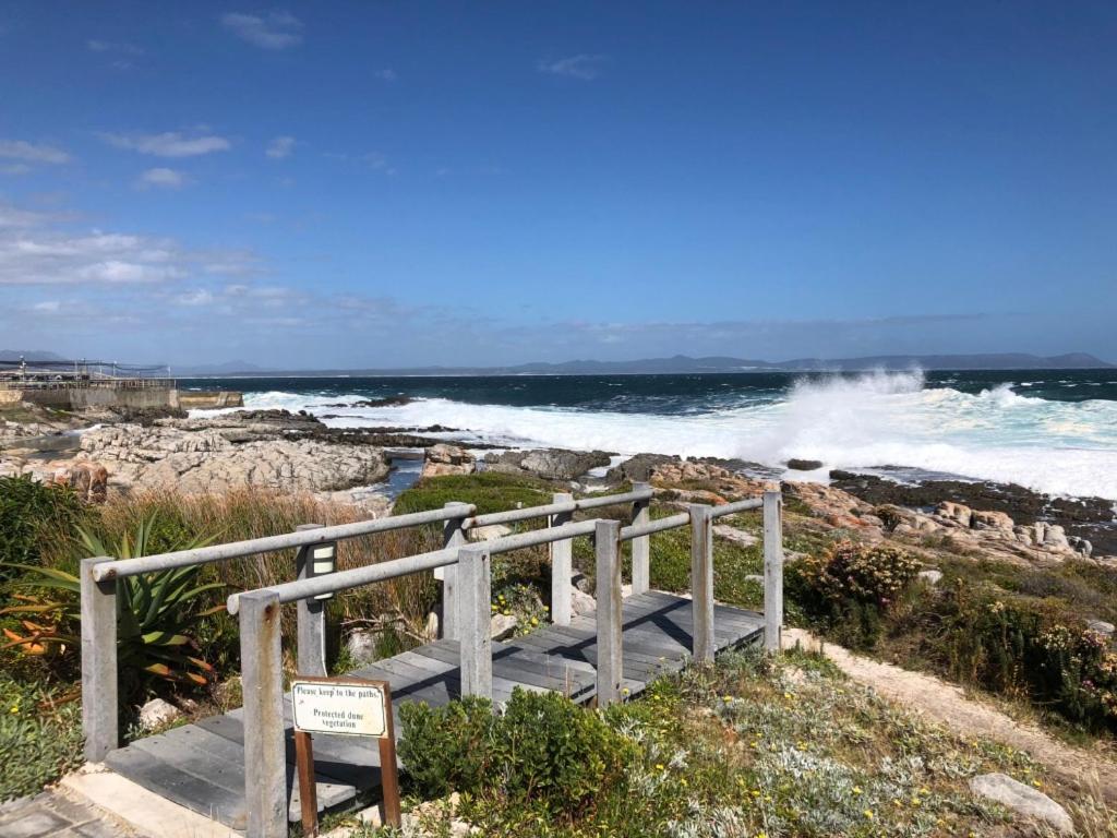 Whale Rock Estate Hermanus Sea View Apartment Exterior photo