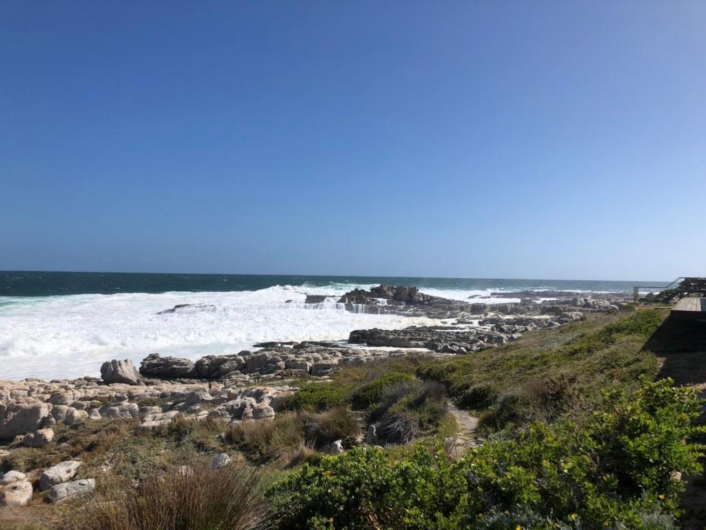 Whale Rock Estate Hermanus Sea View Apartment Exterior photo