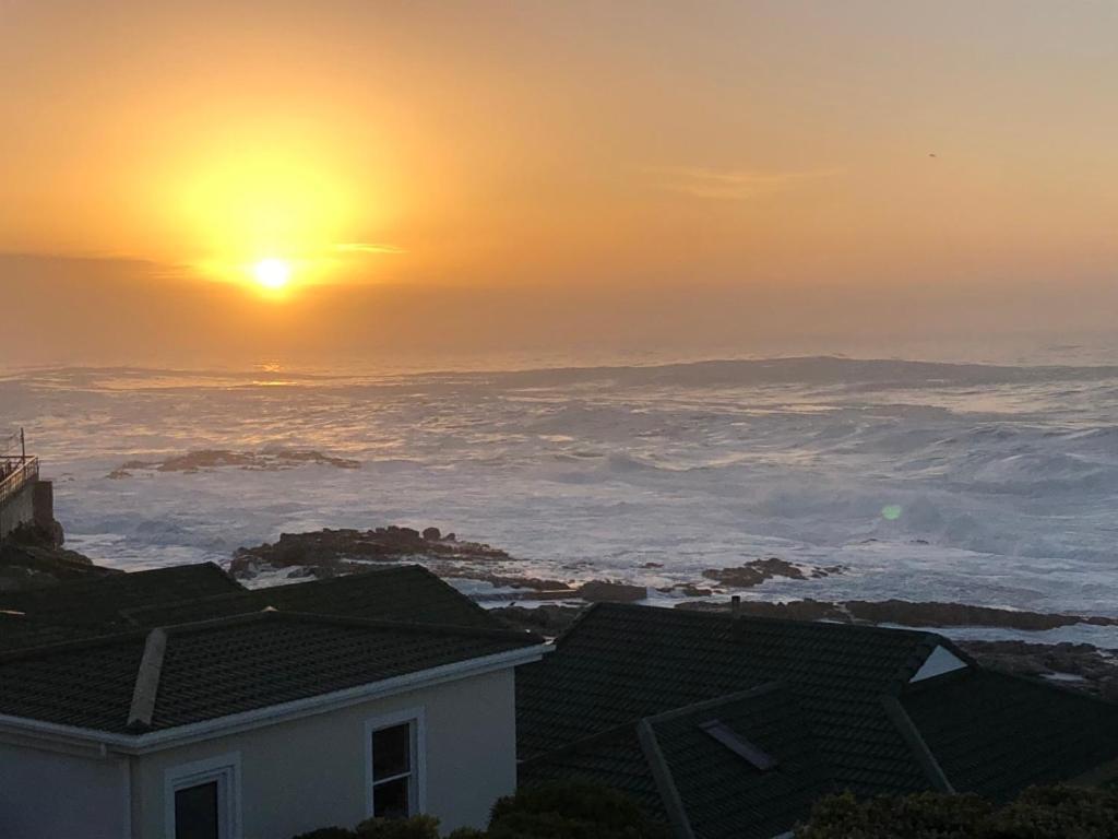 Whale Rock Estate Hermanus Sea View Apartment Exterior photo